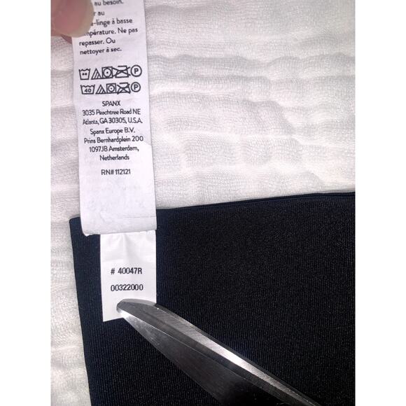 SPANX Women's Very Black Shape ExtraOrdinary Brief Size L - Picture 13 of 16